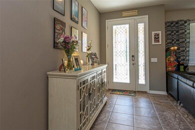 11812 Newberry Grove Loop, Riverview, FL 33579 - photo 2