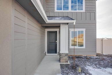 9072 W Tuberose St, Nampa, ID 83687 - photo 2