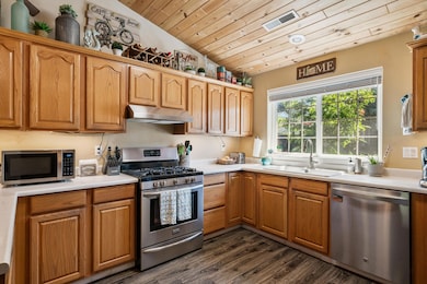 1224 N Modoc Ave, Medford-01