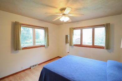 N6213 Fox St, Onalaska, WI 54650 - photo 6