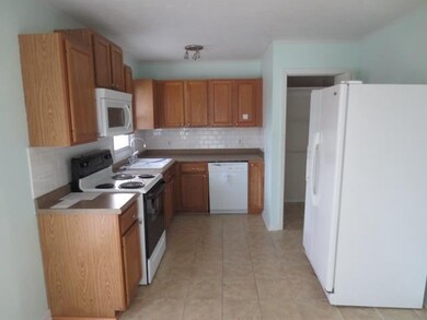 204 Knight Place, Jacksonville, NC 28546 - photo 4