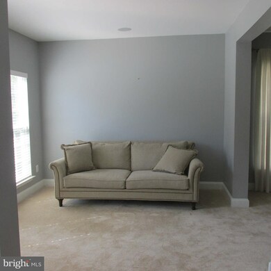23252 Daffodil Dr, California, MD 20619 - photo 3