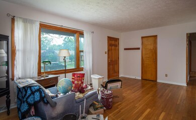 1110 Apache Trail_-2
