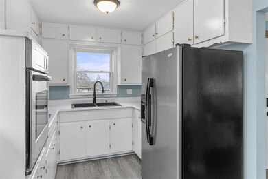 2426 Boston Ave, Des Moines, IA 50310 - photo 2