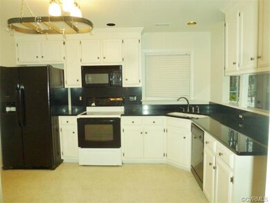Bakers Rack, Built in Microwave, Smooth Top Stove,