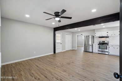 04-1581 Staunton Dr-4