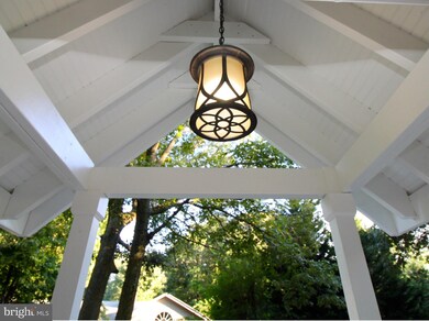 896 Chestnut Tree Dr, Annapolis, MD 21409 - photo 2