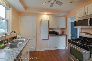 G Mildred Kitchen 3