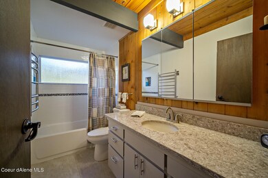 1-MainFloorBath
