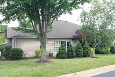 2132 University Commons Dr SE unit 2132, Massillon, OH 44646 - photo 2