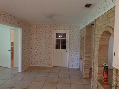 1212 Balmoral Dr, Tyler, TX 75703 - photo 5