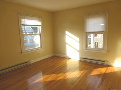 73 William St unit 2, Wallingford, CT 06492 - photo 3