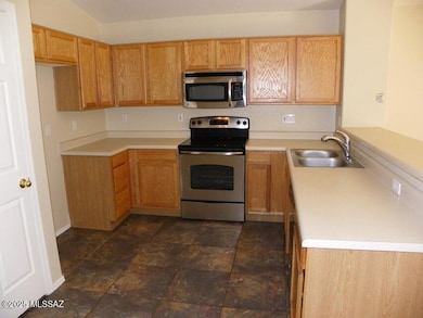 8311 S Vía de Ellsworth, Tucson, AZ 85747 - photo 3