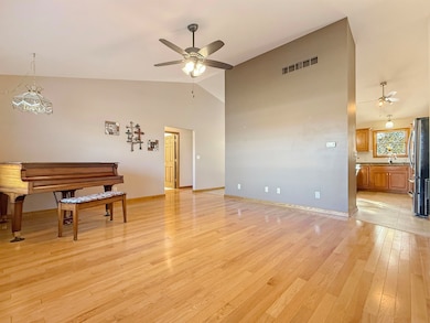 W6547 Number 2 Rd, Menominee, MI 49858 - photo 3