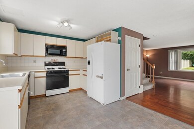 24 Hammock Ct, Dracut, MA 01826 - photo 6