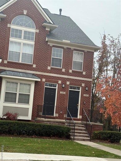 3292 Newbury Place unit 1, Troy, MI 48084 - photo 2