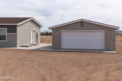 1415 W Carriage Ln, Paulden, AZ 86334 - photo 2