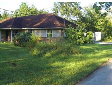 16137 Grafe Homestead Rd, Moss Point, MS 39562 - photo 2