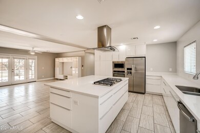 6817 N 15th St Phoenix AZ - MLS Sized -