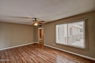 1030 E Manhatton Dr, Tempe, AZ 85282 - photo 4