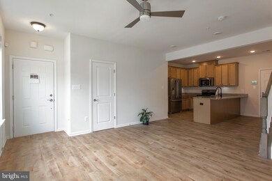 6949 Stoddert Ln, Landover, MD 20785 - photo 3