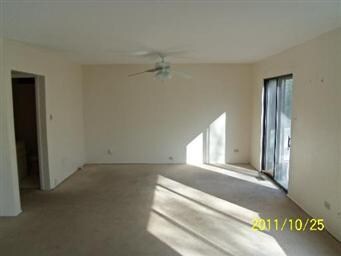 18643 Golfview Dr, Hazel Crest, IL 60429 - photo 3