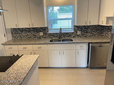 2469 Dean Rd, Jacksonville, FL 32216 - photo 4