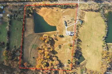 221 E Gore St, Goreville, IL 62939 - photo 4