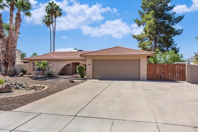 5001 E charter Oak-1