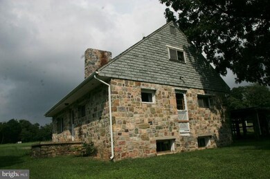 13413 Ritchie Rd, Cascade, MD 21719 - photo 3