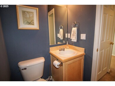 17962 SW Niks Dr, Beaverton, OR 97006 - photo 5