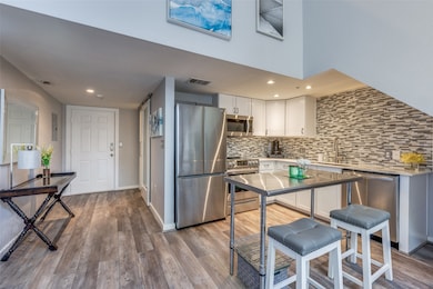 5111 Manett St unit 208, Dallas, TX 75206 - photo 2