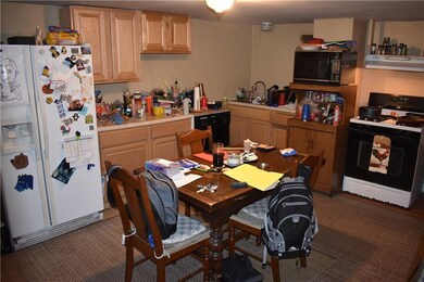 Eat In Kitchen