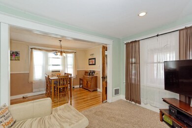 654 Draper Ave, Schenectady, NY 12306 - photo 5