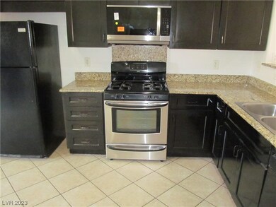 6106 Squilchuck Ct, Las Vegas, NV 89139 - photo 3