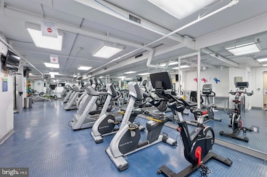 River West Condominiums unit 1426, Philadelphia, PA 19103 - photo 6