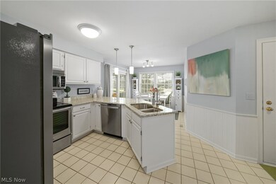 144 Royal Oak Dr, Aurora, OH 44202 - photo 6