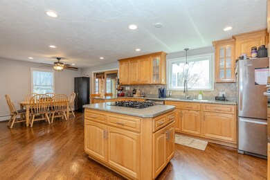 41 Fairview Ave unit 123124, Nashua, NH 03060 - photo 4