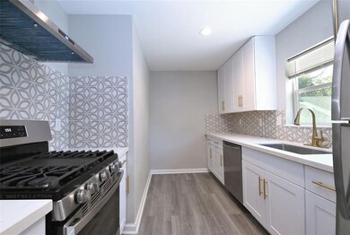 1308 Enid St unit 5, Houston, TX 77009 - photo 7