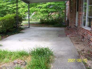 2413 Dartmouth Dr, Fayetteville, NC 28304 - photo 5