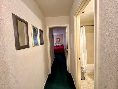 314 Rouen Dr, Port Lavaca, TX 77979 - photo 4