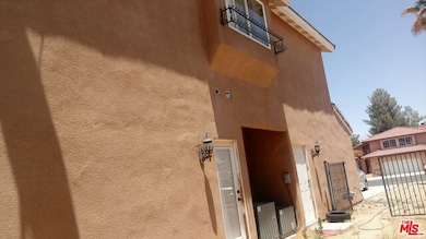 12518 Fairway Rd, Victorville, CA 92395 - photo 5