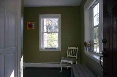 499 Cousins St, Yarmouth, ME 04096 - photo 4