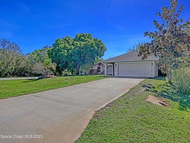 919 Dolphin Ave, Sebastian