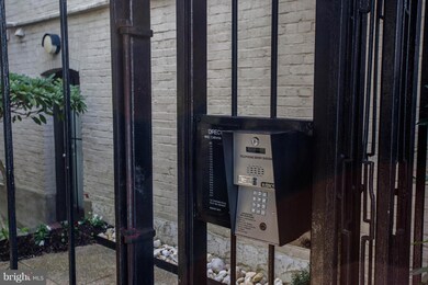 1842 California St NW unit 11B, Washington, DC 20009 - photo 4