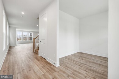 22980 Running Whisper Ct, Ashburn, VA 20148 - photo 5