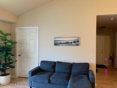 12_listing_photo