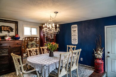Formal Dining