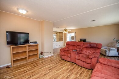 24391 Wagon Wheel Ln, Wildomar, CA 92595 - photo 5