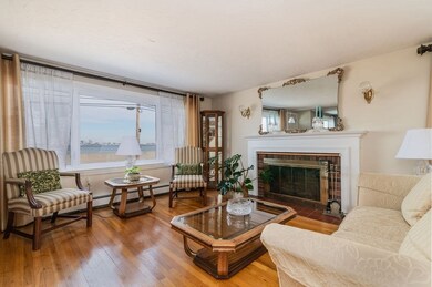 667 E Squantum St, Quincy, MA 02171 - photo 5